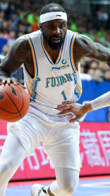 日本男篮逆转掘金,伦纳德三分雨点燃全场 日本男篮逆转掘金,伦纳德三分雨点燃全场