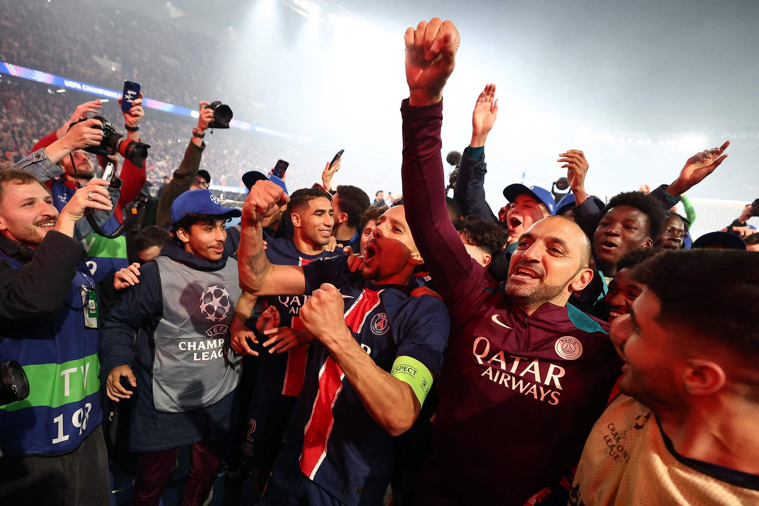 阿森纳鏖战巴黎，苏亚雷斯惊艳世界的简单介绍