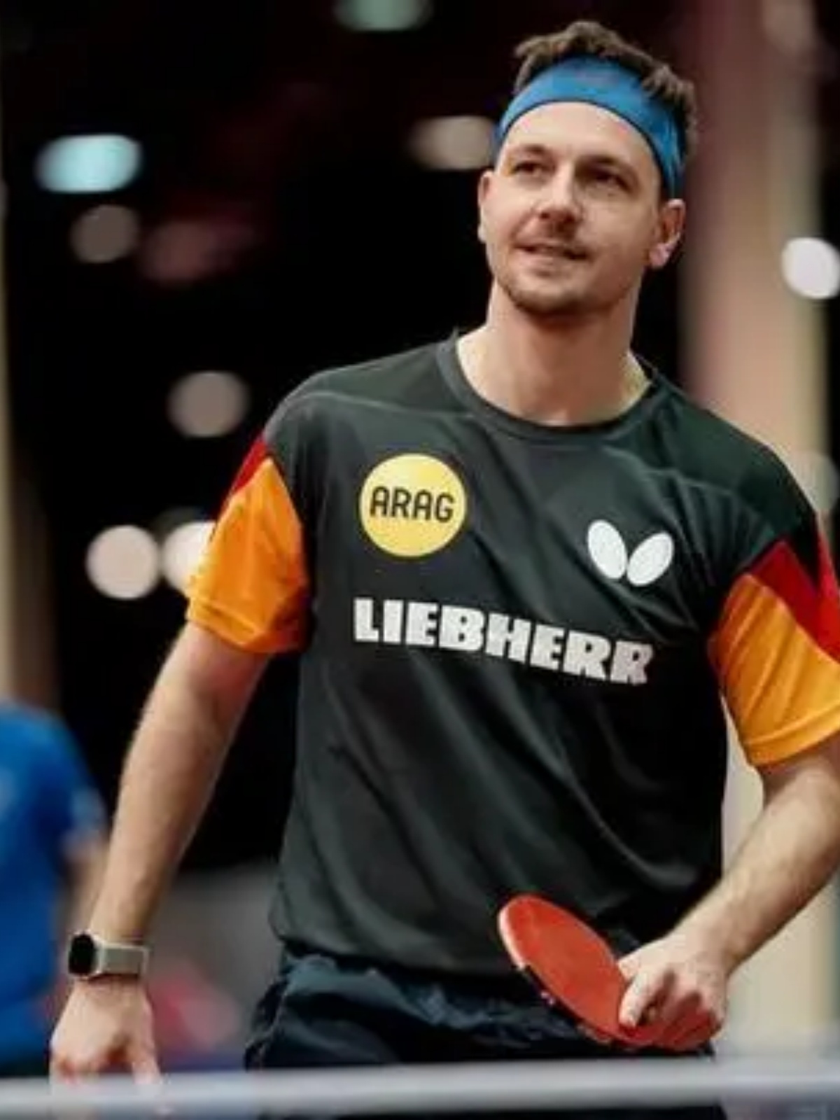 法国乒乓球队力克中国乒乓球队，波尔送出助攻