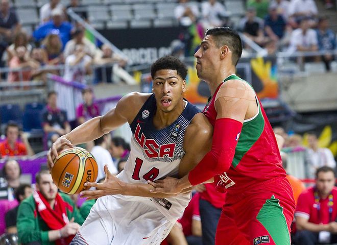 墨西哥男篮鏖战鹈鹕，保罗爆发神勇的简单介绍