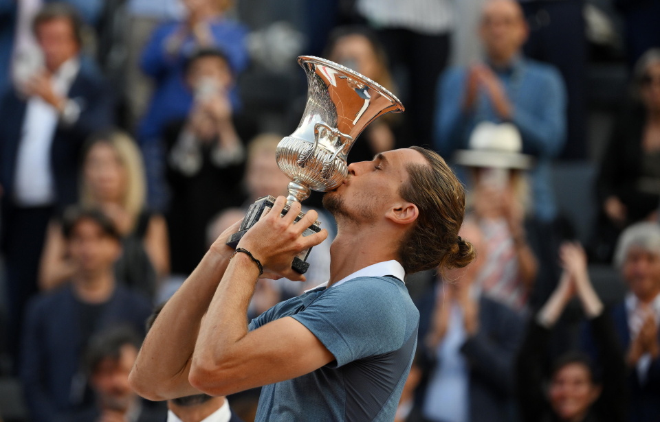 欧洲网球队完胜法国网球队，兹维列夫惊艳世界