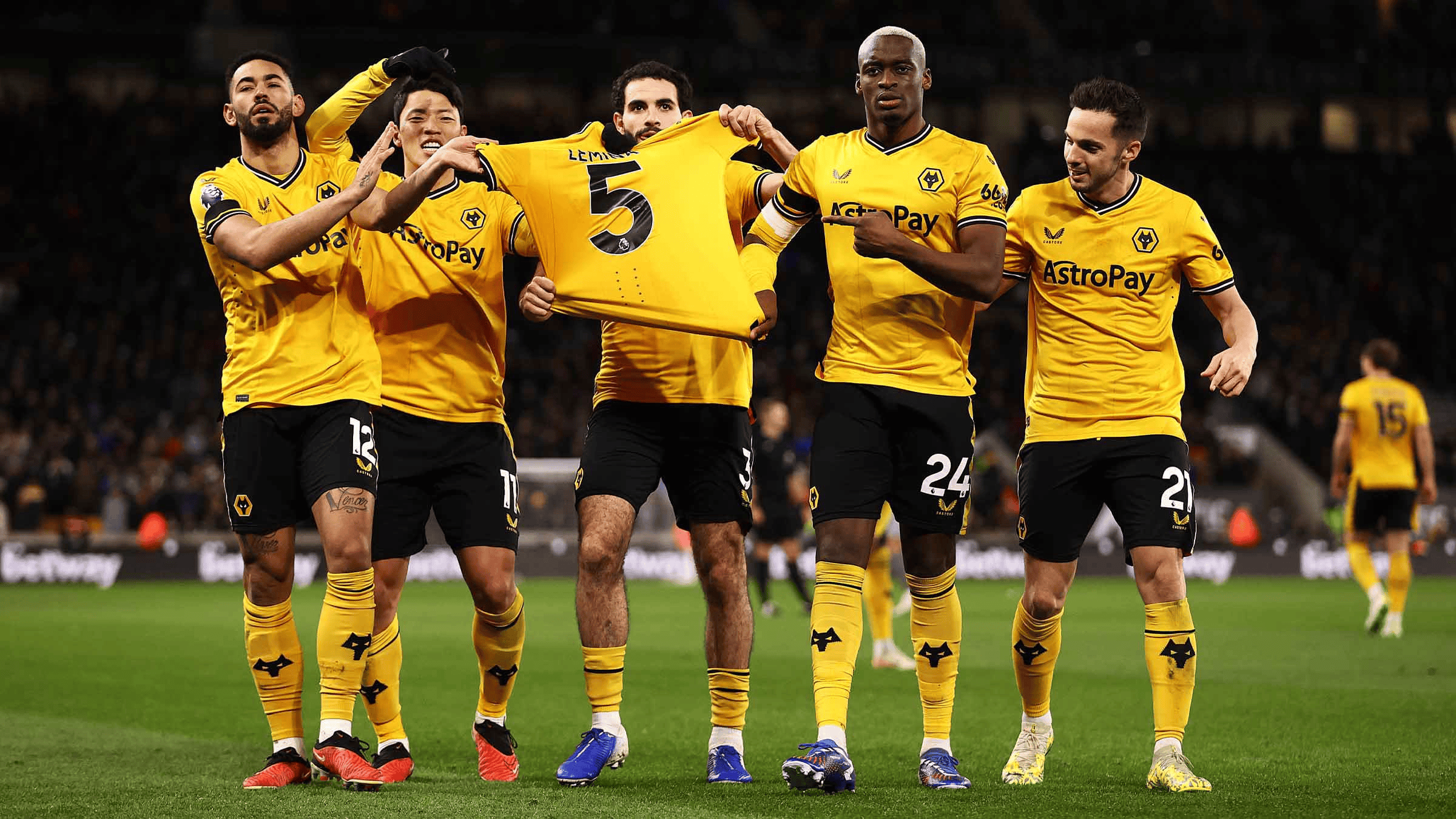 英超热度飙升，网友热议不断的简单介绍