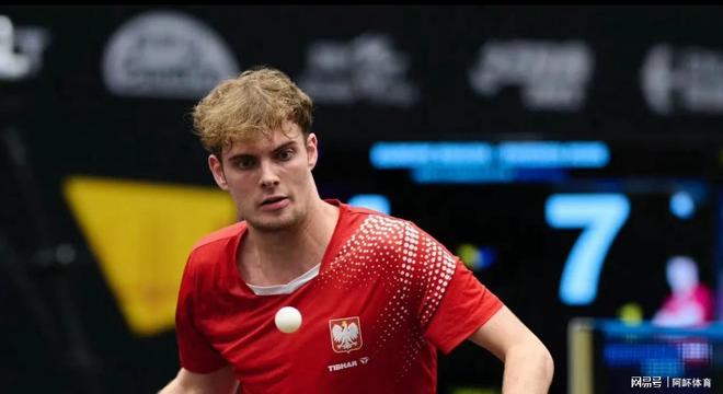 波兰队横扫瑞典队，波尔高光表现