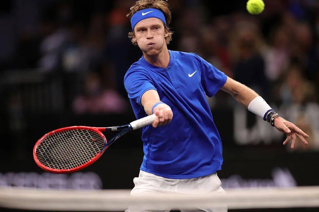 温网绝杀拉沃尔杯，西西帕斯关键制胜