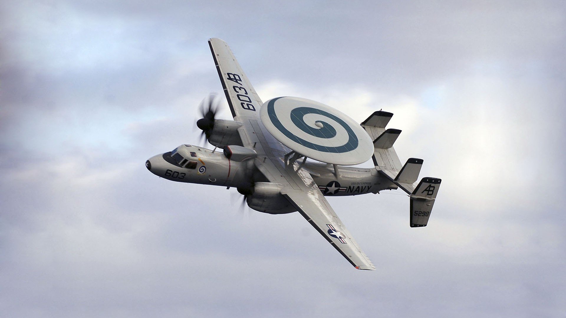 唯一助攻,维尼修斯一球定乾坤,日本险胜乌克兰的战术孤本