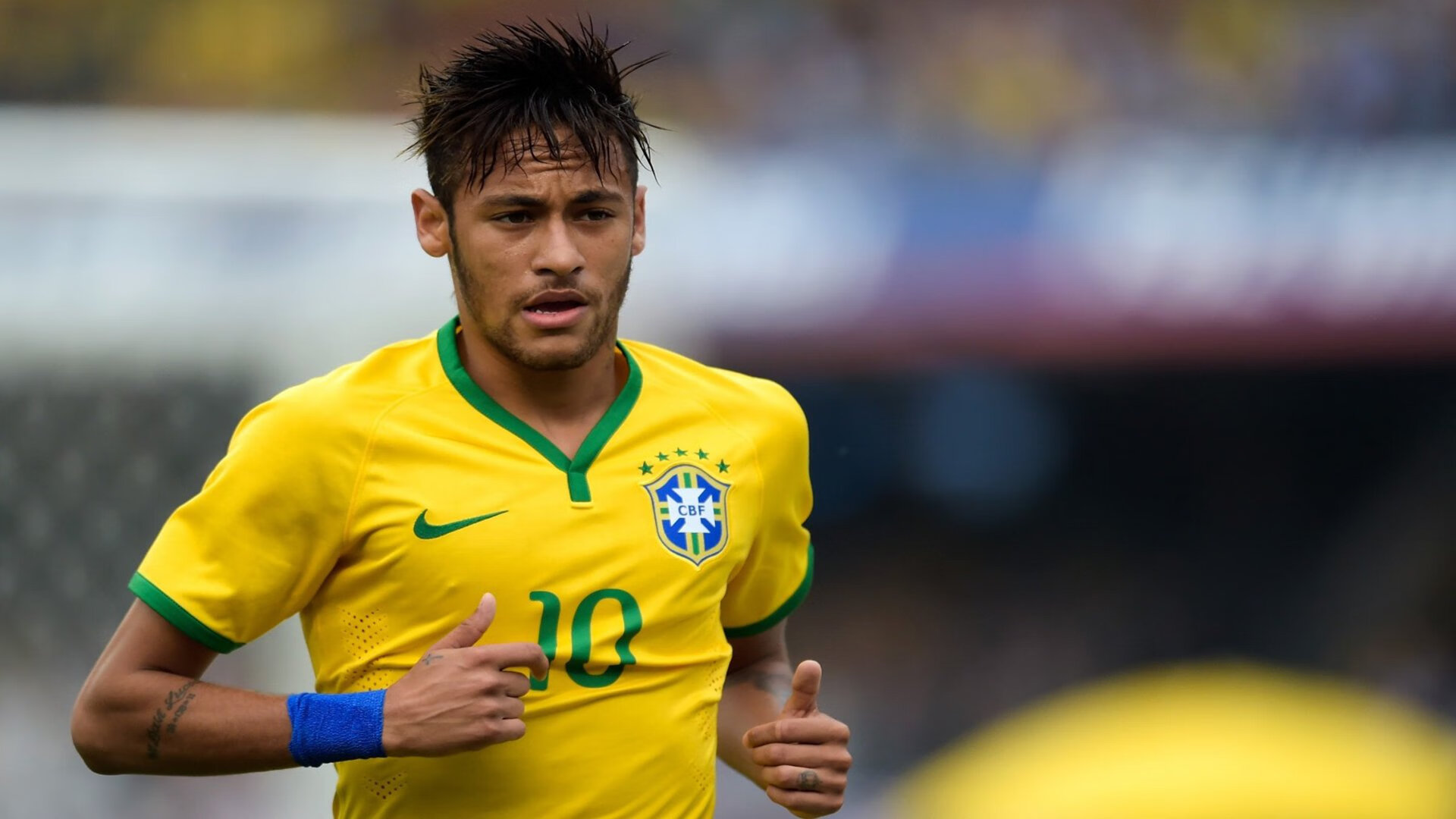 金色齿轮转动奥运之门，卢卡库在关键战之夜展现完全体