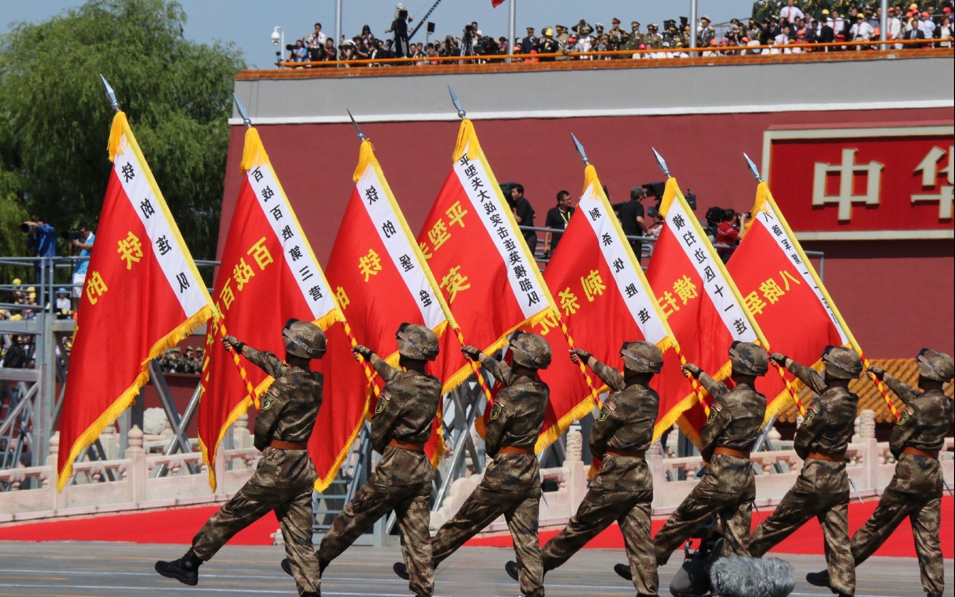 萨内一剑封喉，摩洛哥演绎沙漠风暴，2026世界杯A组紧凑之战，非洲雄狮险擒南美劲旅